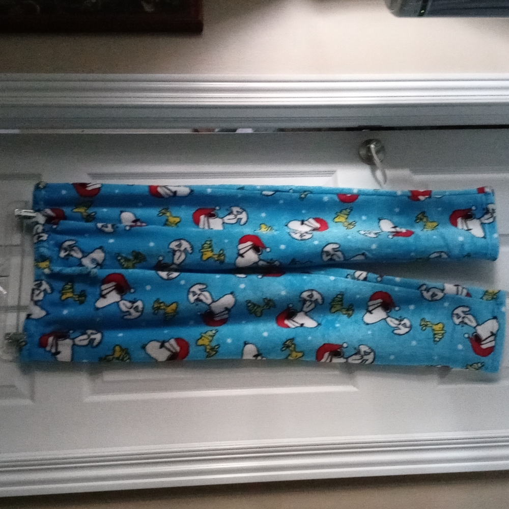 Snoopy fleece lounging pants